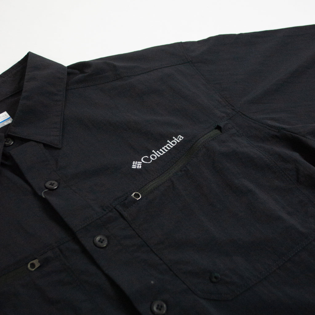 Columbia Mountaindale Outdoor Shirt - Black - Front Close Up