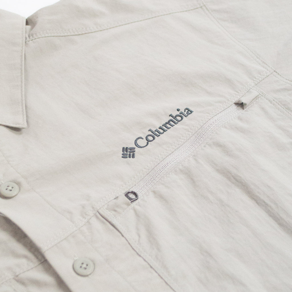 Columbia Mountaindale Outdoor Shirt - Flint Grey - Close Up
