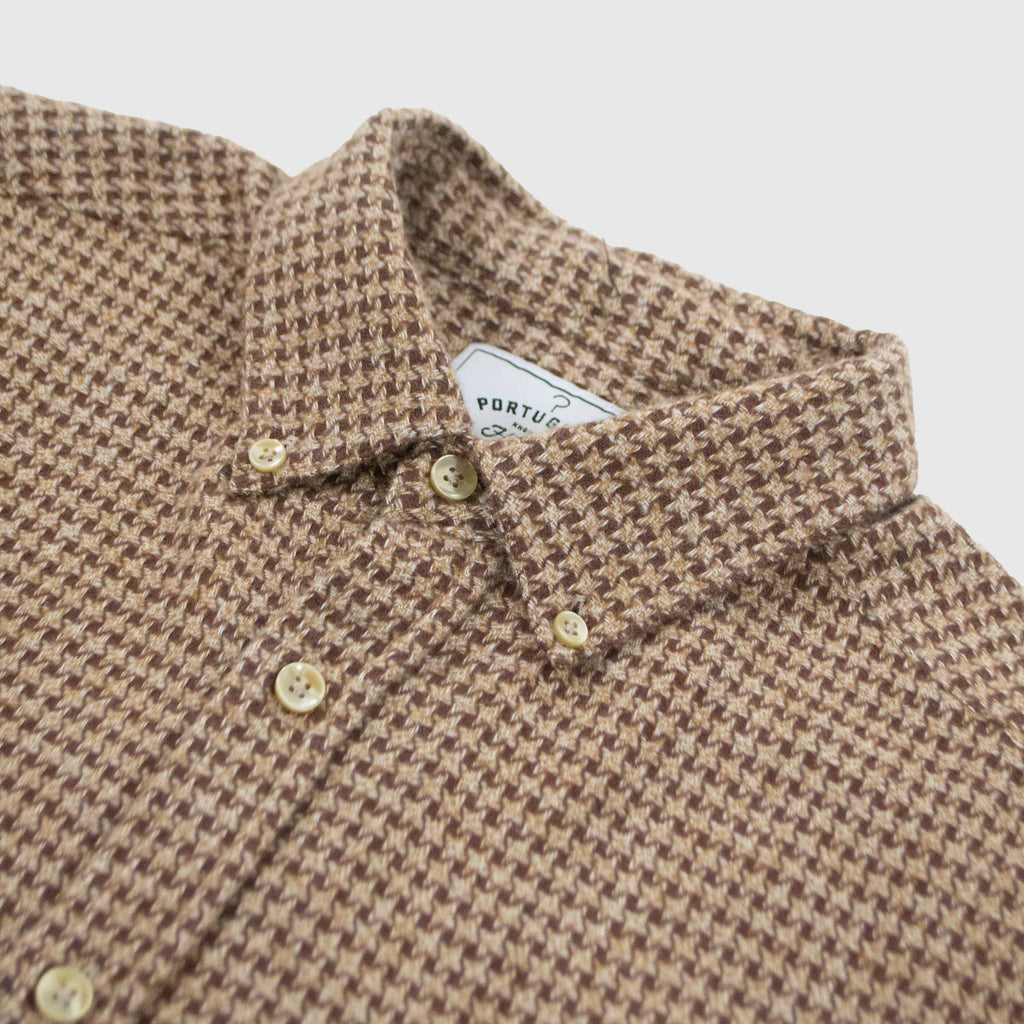 Portuguese Flannel Abstract Pide Poule Shirt - Brown - Front Close Up