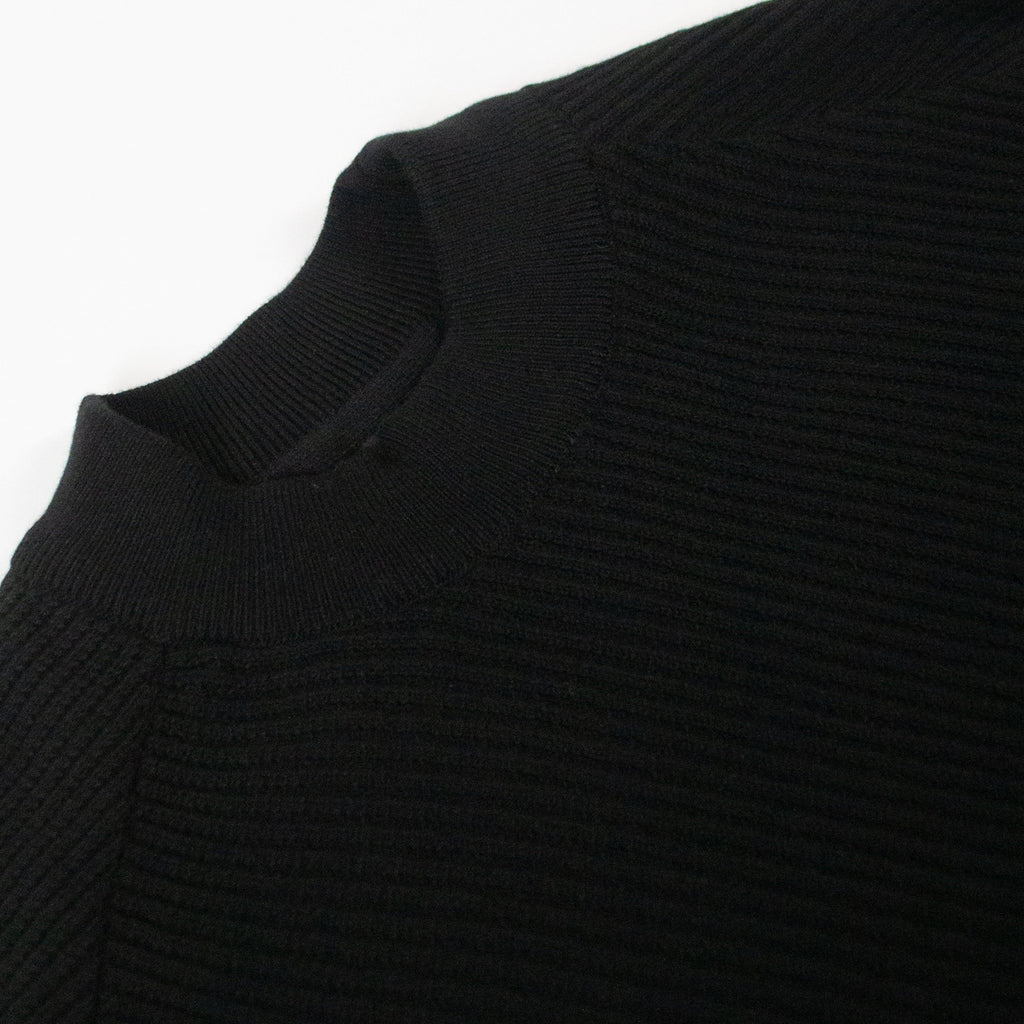 Barbour Dune Crew - Black - Front Close Up