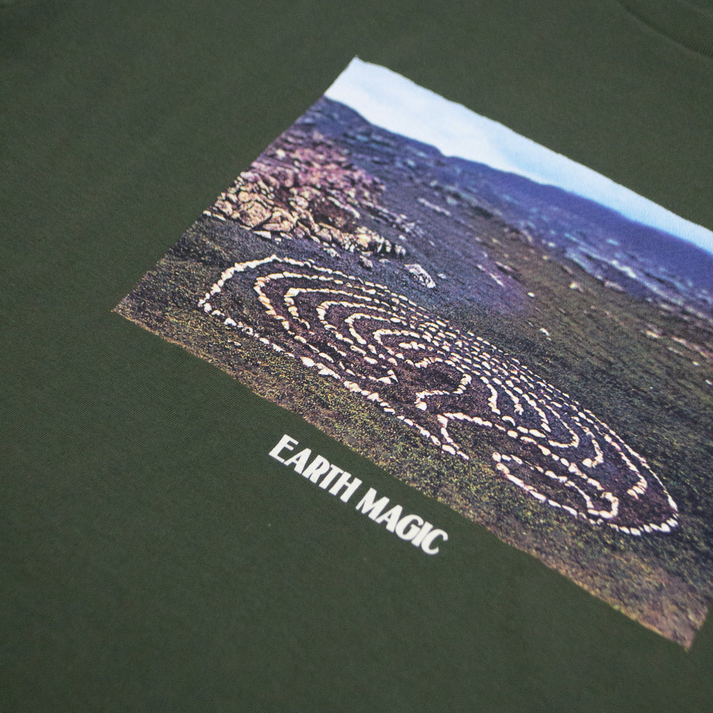 Carhartt WIP S/S Earth Magic Tee - Cypress - Front Close Up