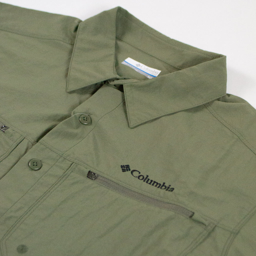 Columbia Mountaindale Outdoor Shirt - Stone Green - Front Close Up