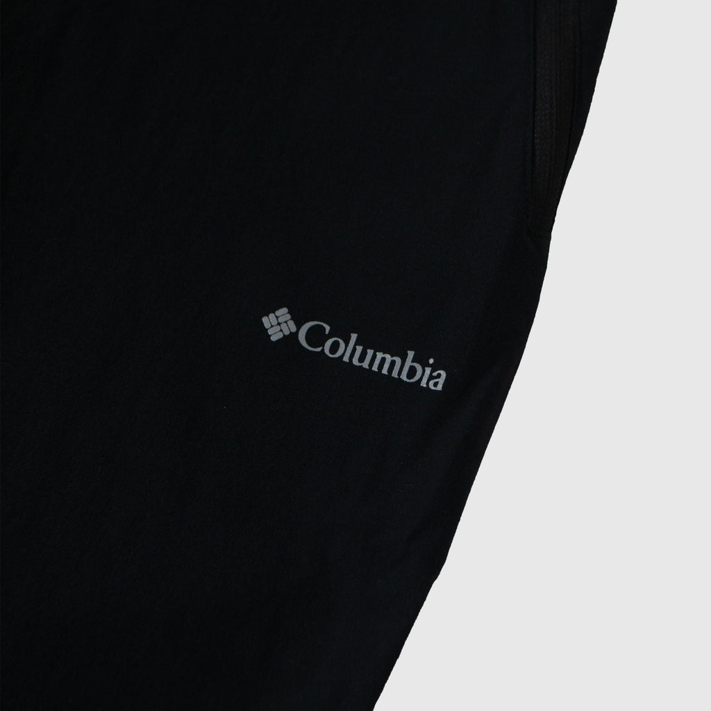 Columbia Essential Hike AY Pant - Black - Front Close Up