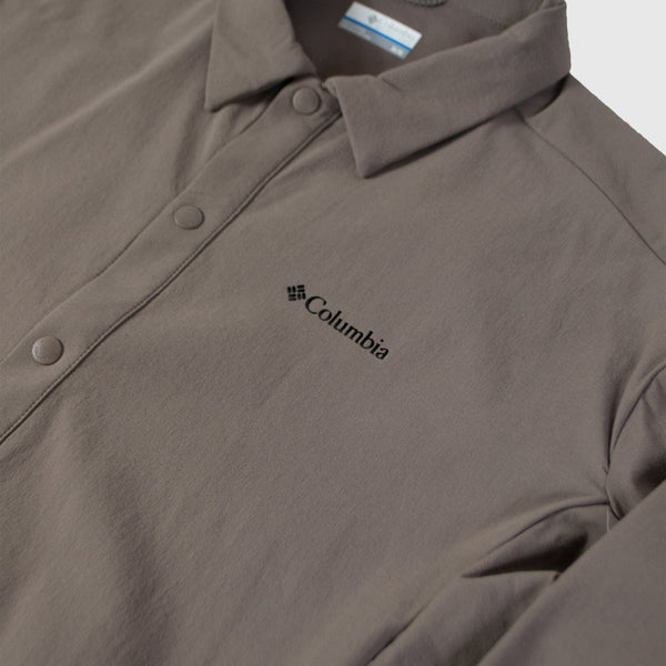 Columbia Granite Point Scout Overshirt - Iron - Front Close Up