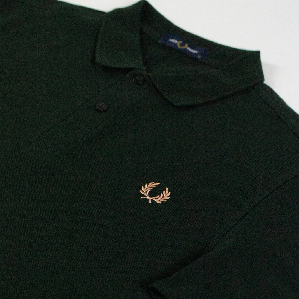 Fred Perry Plain Fred Perry Shirt - Night Green / Light Rust - Front Close Up