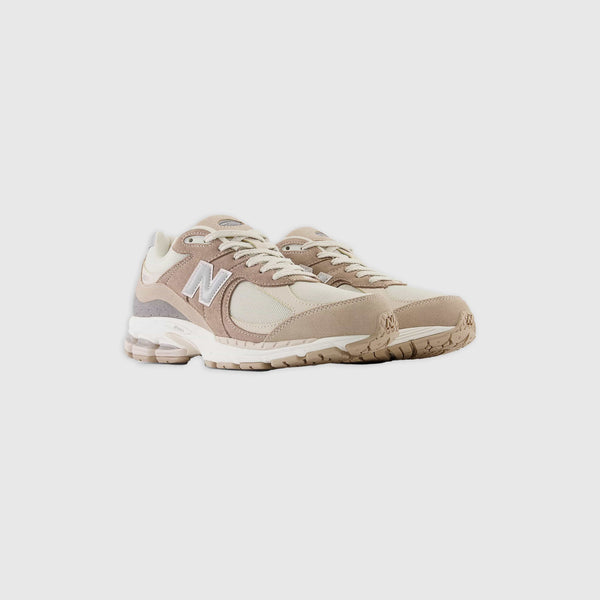 New Balance 2002R - Driftwood / Sandstone