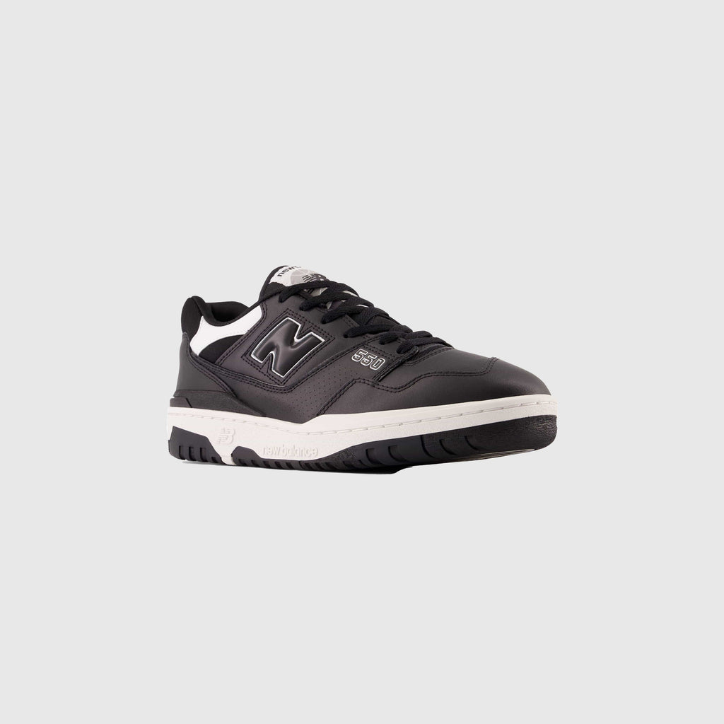 New Balance 550 - Black / White