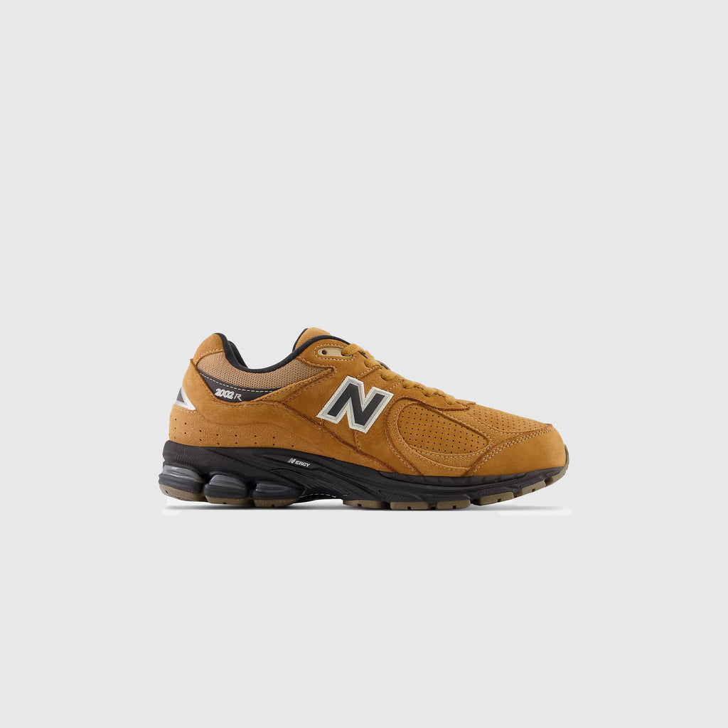 New Balance 2002R - Tobacco / Black / Season Neutrals