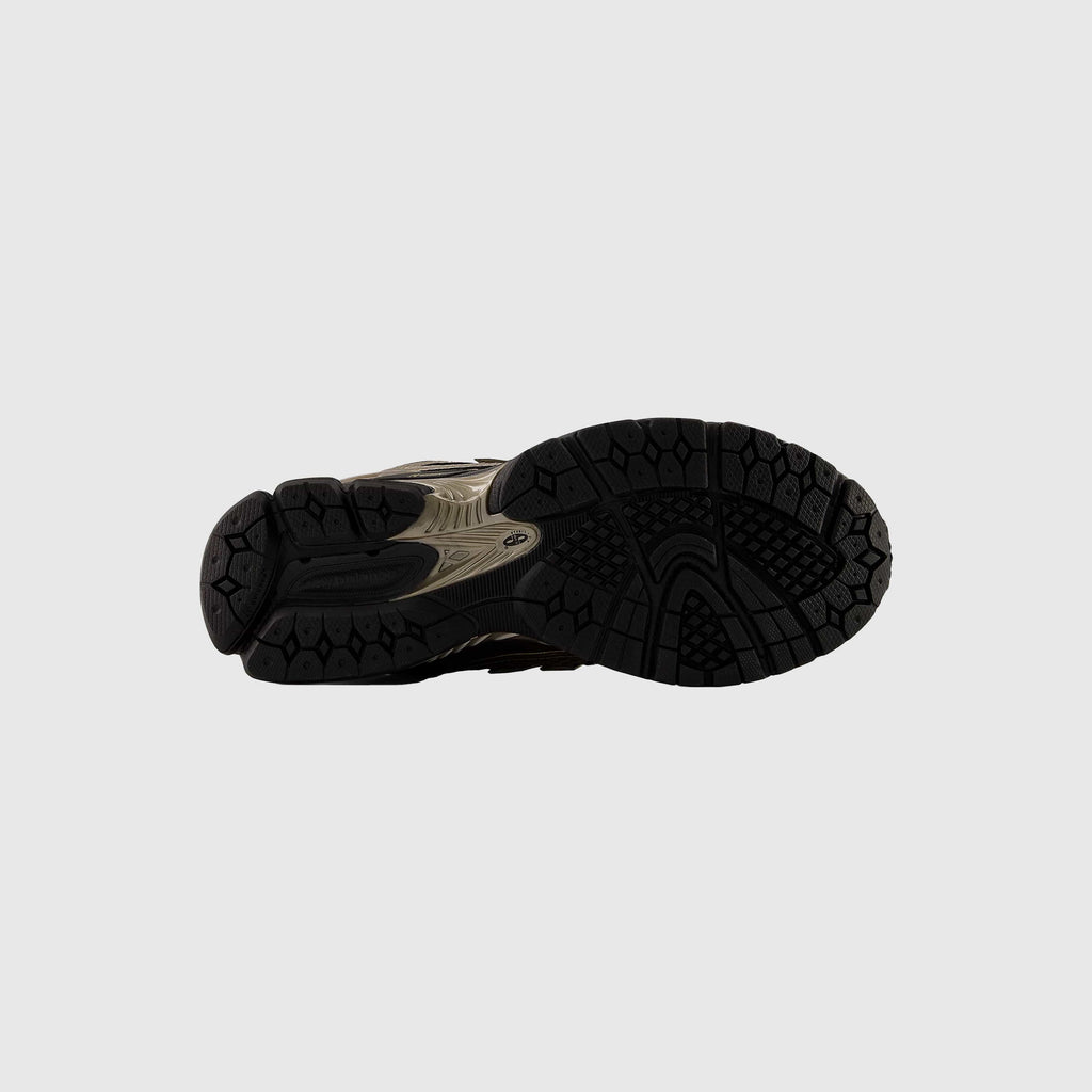 New Balance 1906R - Mushroom / Black