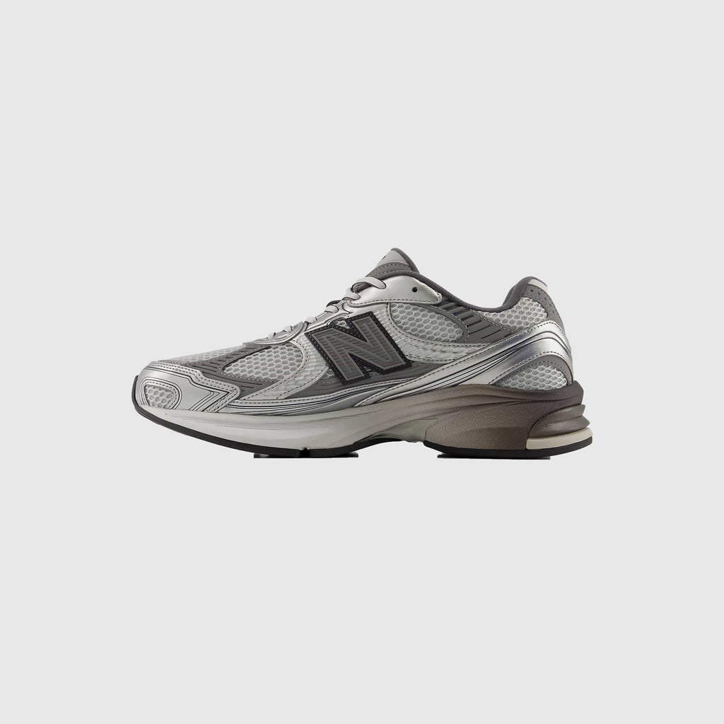 New Balance 2010 Grey Days 2026 - Black Silver / Metallic Silver