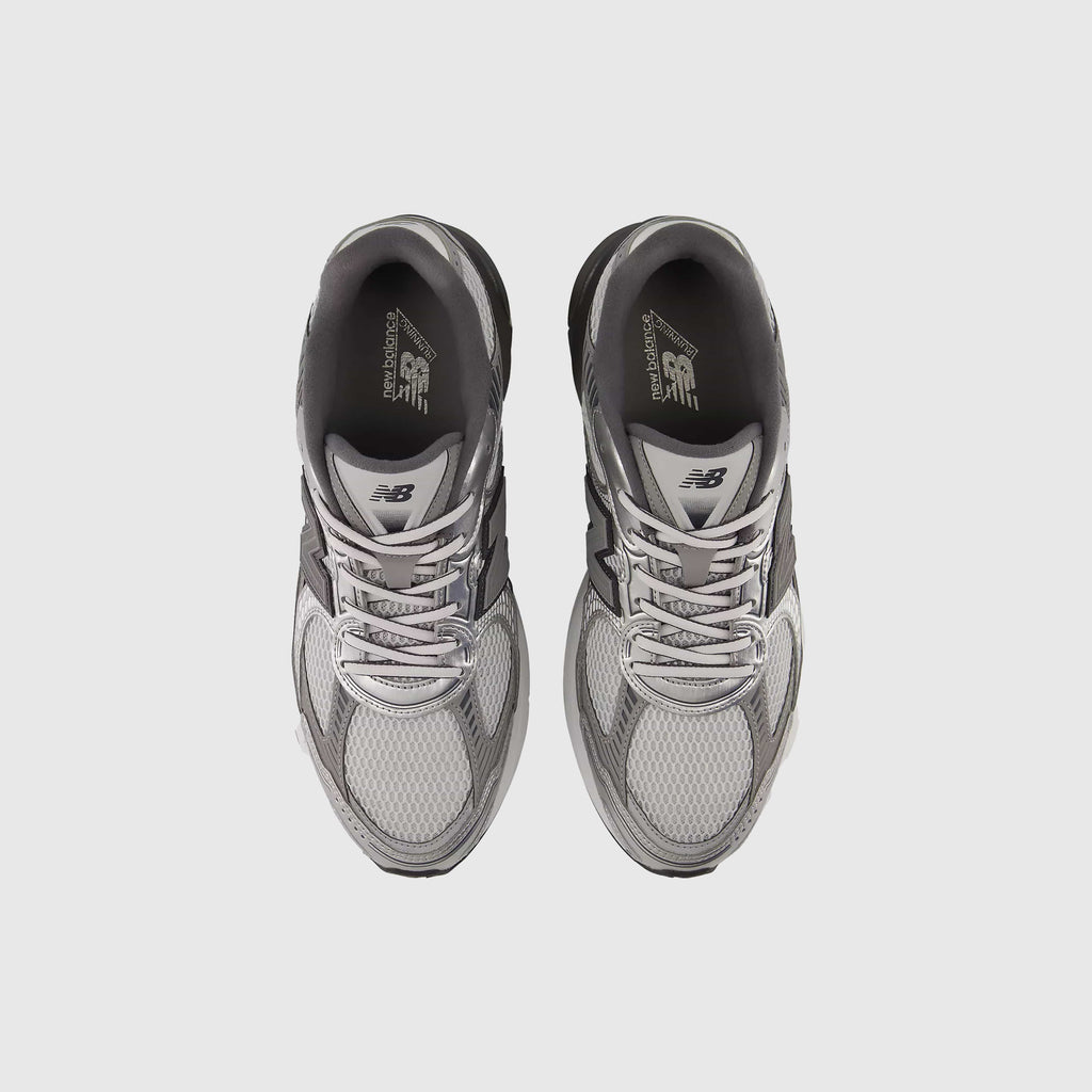 New Balance 2010 Grey Days 2026 - Black Silver / Metallic Silver