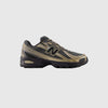 New Balance 740 - Black / Black Cement / Castlerock