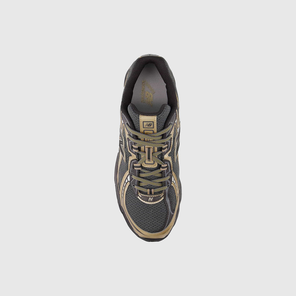 New Balance 740 - Black / Black Cement / Castlerock