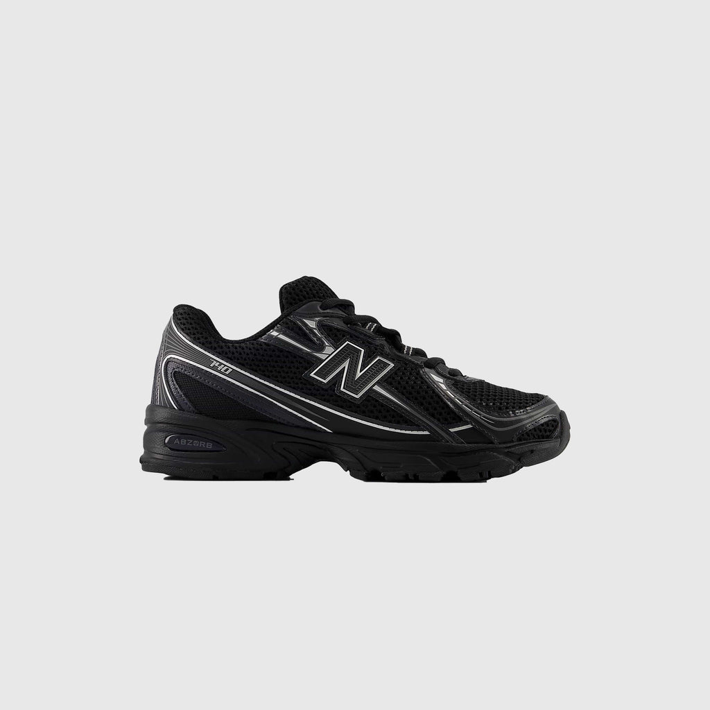 New Balance 740 - Black / Silver Metallic