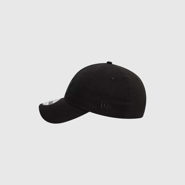 New Era New York Yankees League Essential 9TWENTY Cap - Black / Black - Side