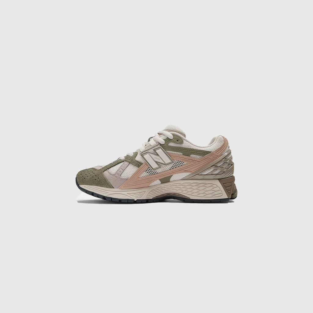 New Balance 1906U - Linen / Dark Olivine