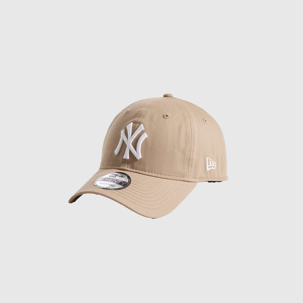 New Era New York Yankees League Essential 9TWENTY Cap - Sand - Front
