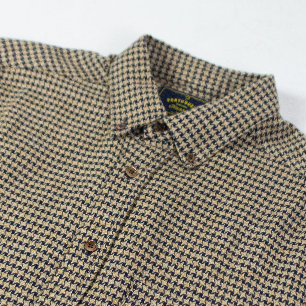 Portuguese Flannel Abstract Pide Poule Shirt - Navy Close Up