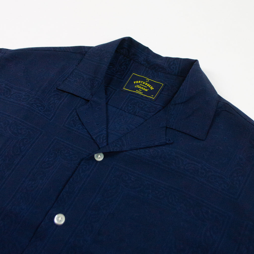 Portuguese Flannel Classic - Paisley Navy - Front Close Up