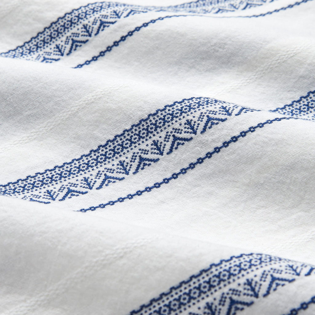 Portuguese Flannel Alqueva Shirt - White / Blue - Front Close Up