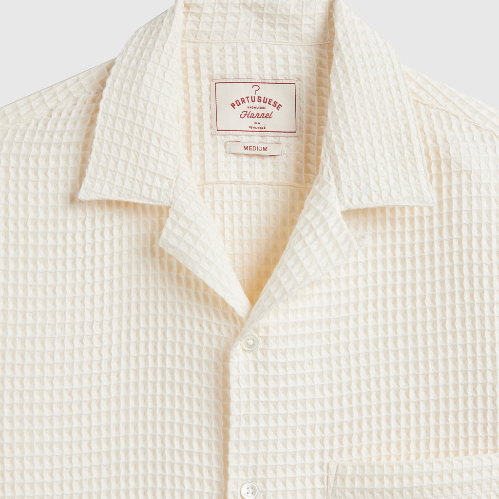 Portuguese Flannel Honey Comb - White - Front Close Up