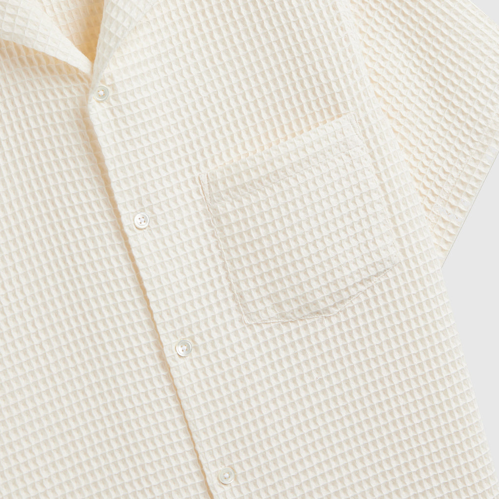 Portuguese Flannel Honey Comb - White - Front Close Up