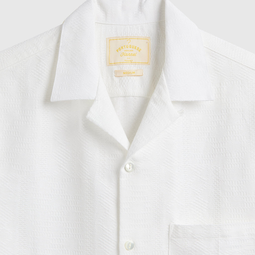 Portuguese Flannel Reeve - White - Front Close Up