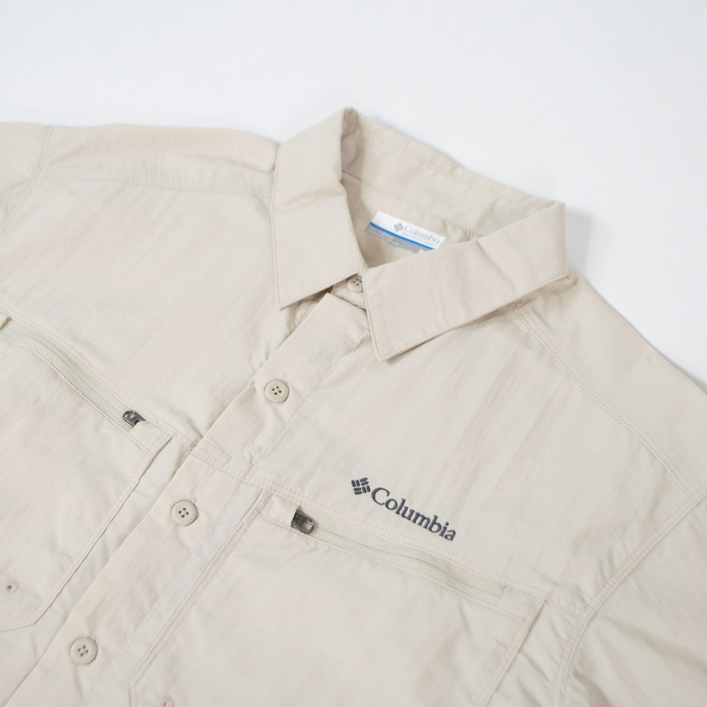 Columbia Mountaindale SS Shirt - Dark Stone - Front Close Up