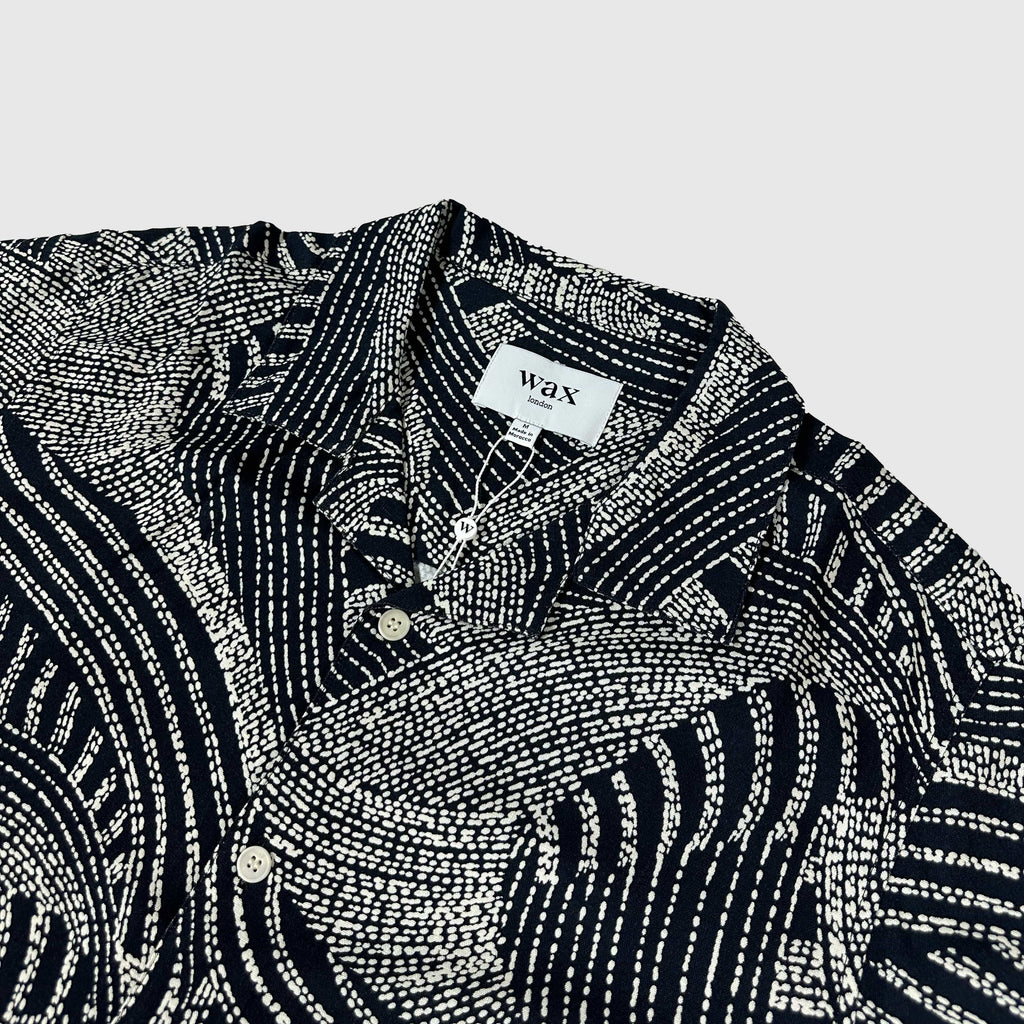 Wax Didcot SS Shirt - Dotted Swirl Navy / Ecru - Front Close Up