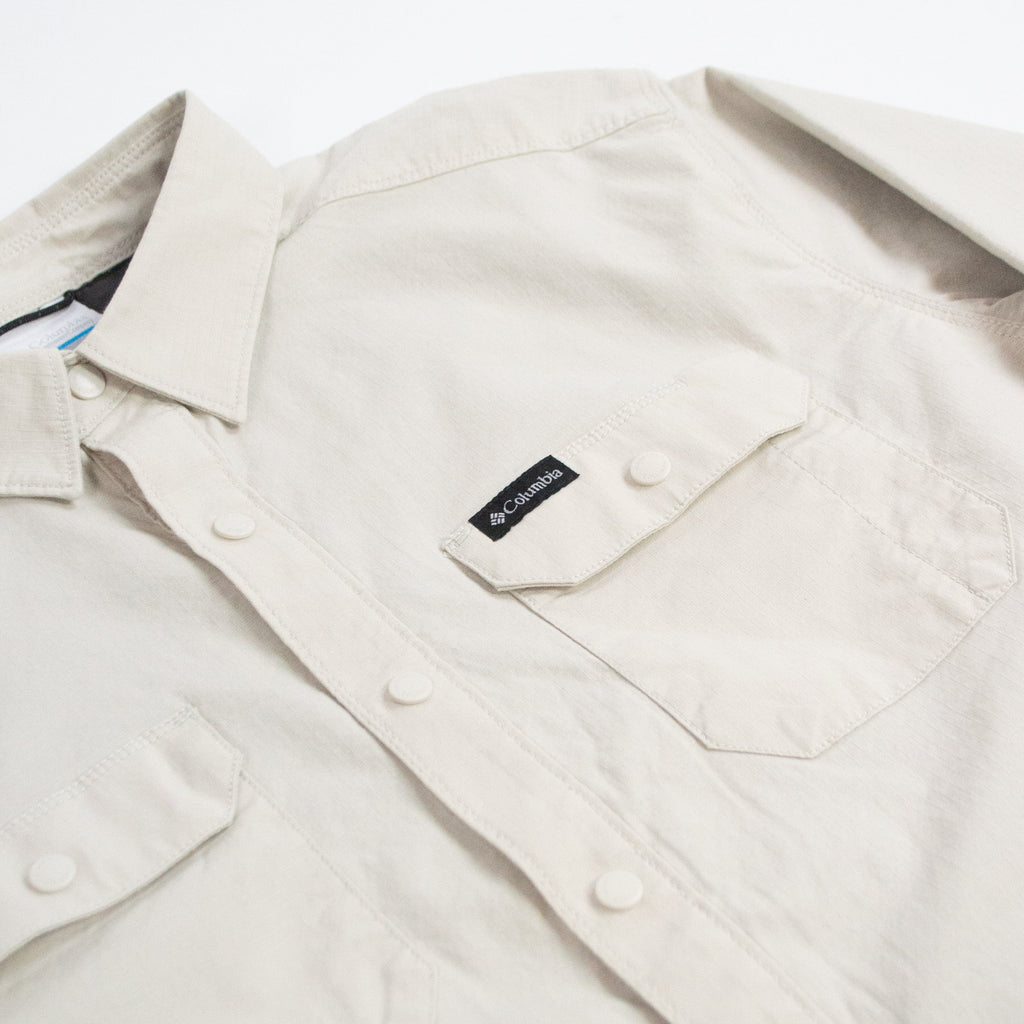 Columbia Landroamer Lined Shirt - Dark Stone - Close Up