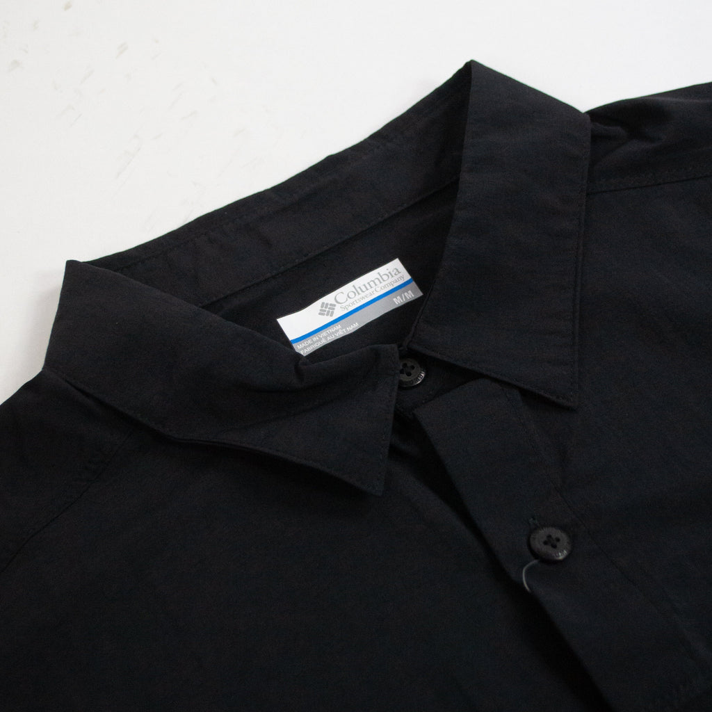 Columbia Mountaindale Outdoor Shirt - Black - Front Close Up