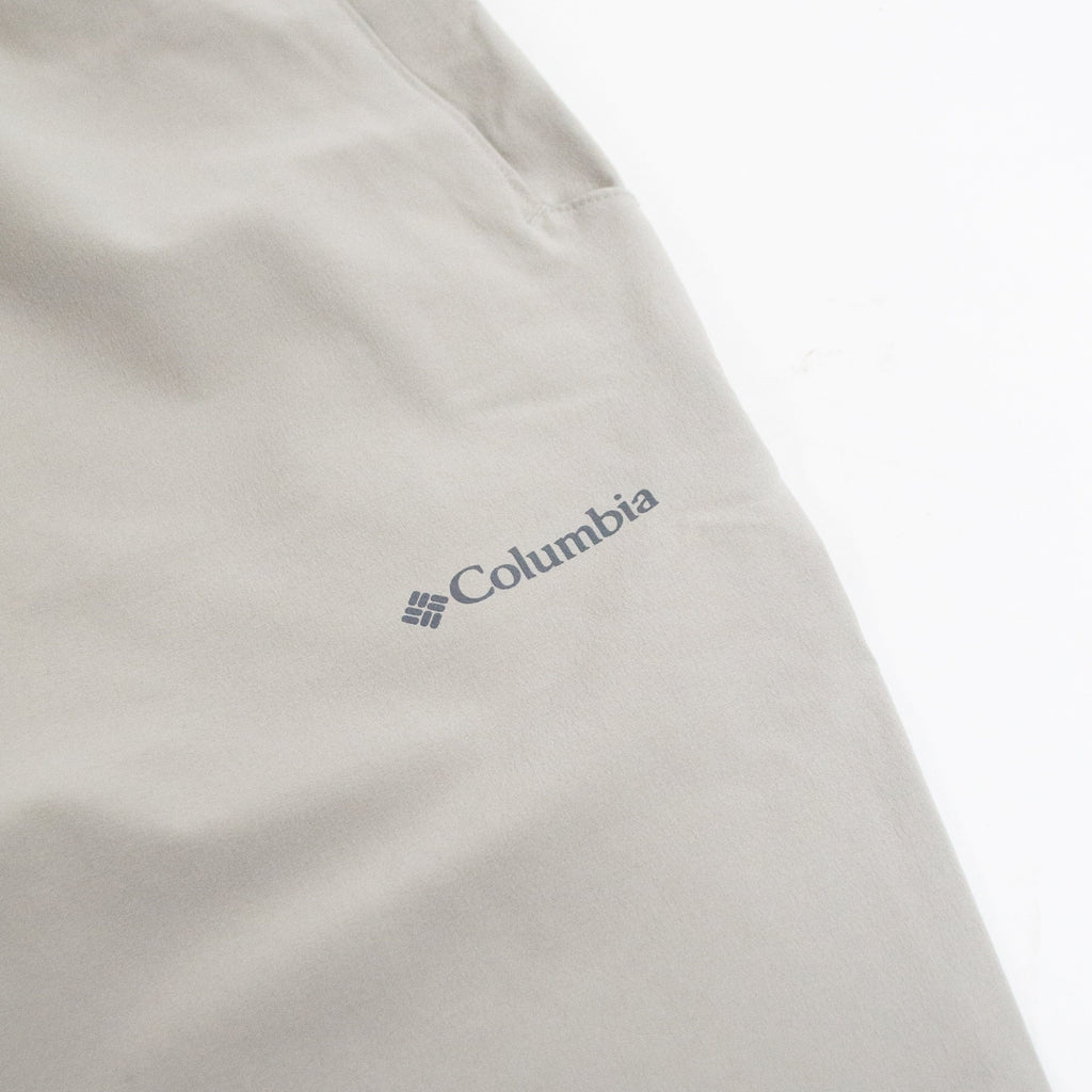 Columbia Hike Jogger - Flint Grey - Close Up