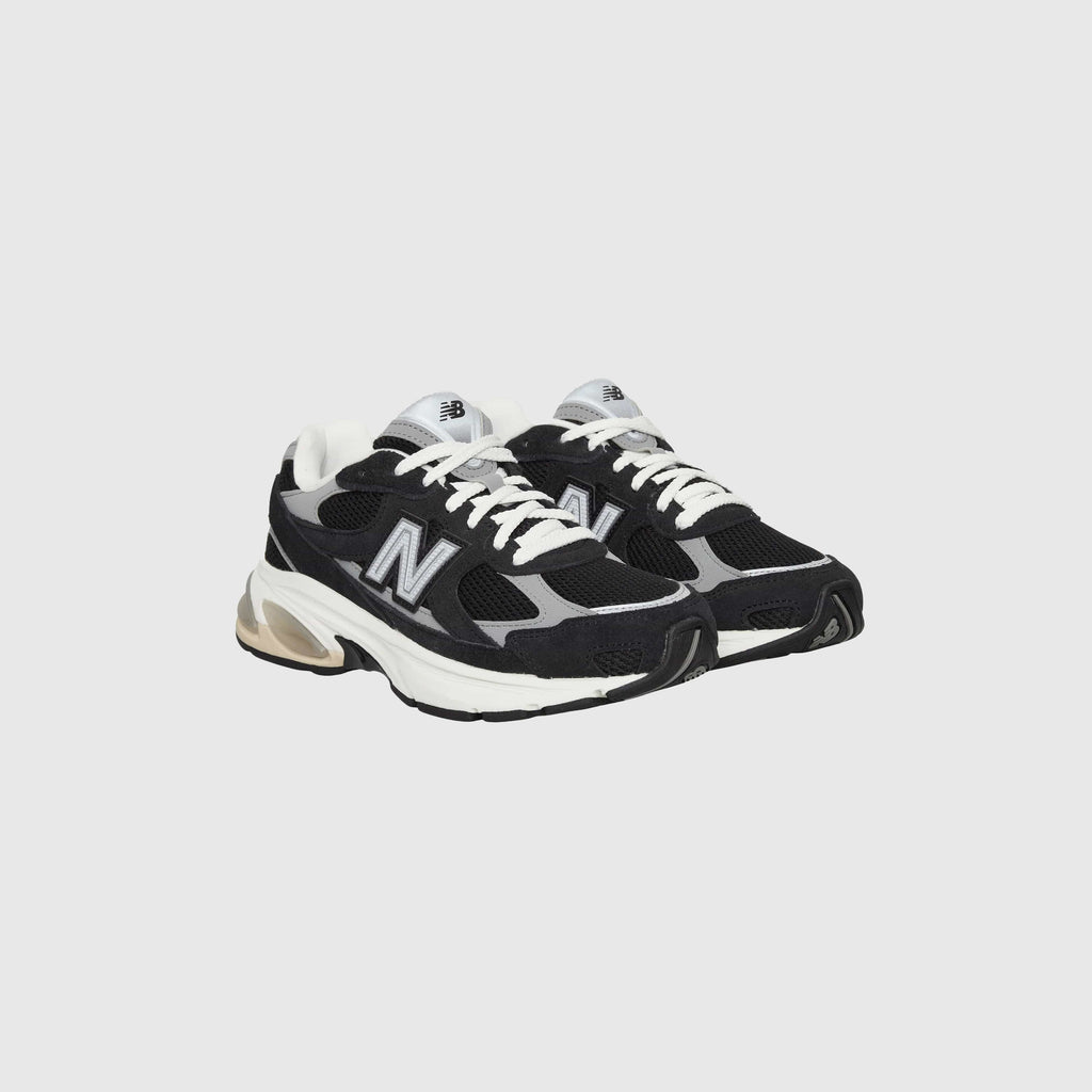 New Balance 2010 - Black / Shadow Grey / Sea Salt