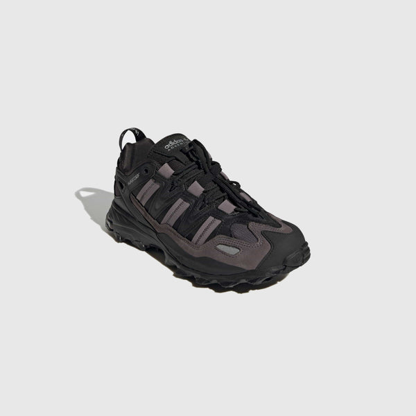 Adidas Hyperturf - Core Black / Silver Metallic / Trace Grey