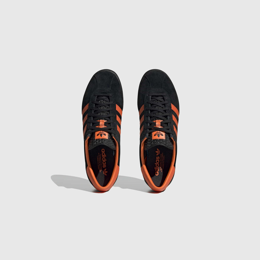 Adidas MK II - Core Black / Pantone / Core Black