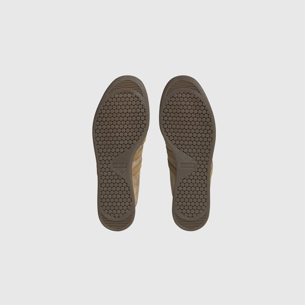 Adidas Tobacco - Pantone / Mesa / GUM4
