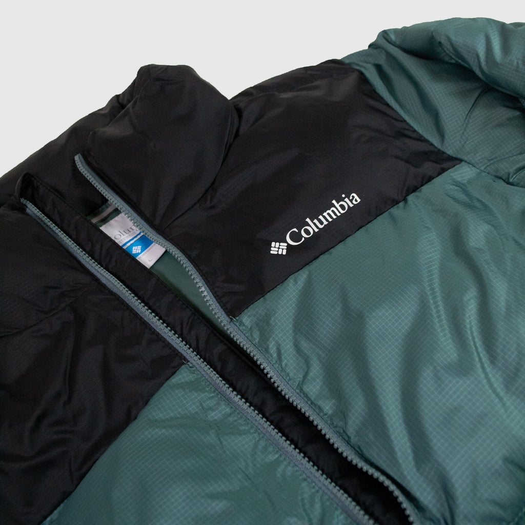 Columbia Puffect II Jacket - Metal. Black - Close Up
