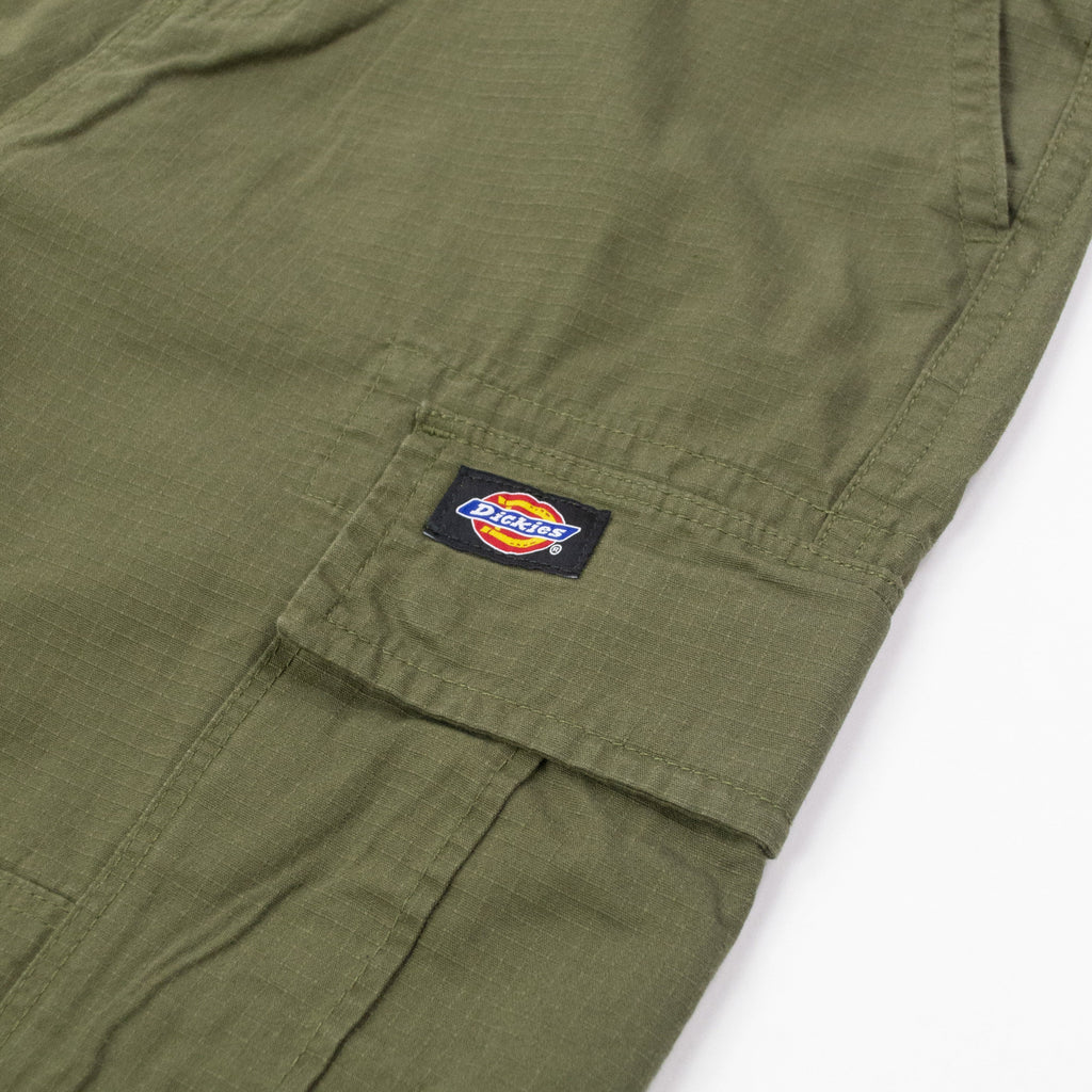 Dickies Eagle Bend Cargos - Military Green Logo Tab On Pocket