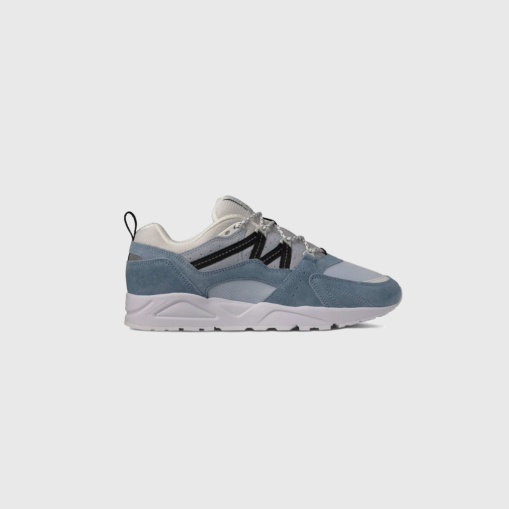 Karhu Fusion 2.0 - Ashley Blue / Jet Black