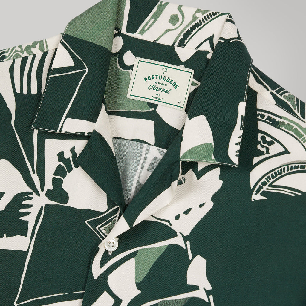 Portuguese Flannel Cuca Shirt - Green - Front Close Up