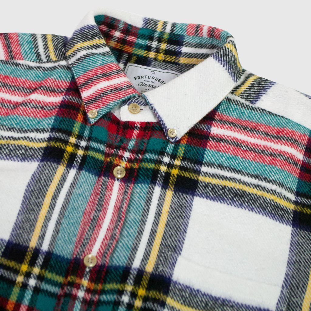 Portuguese Flannel Metaplace Check ESP Shirt - White / Red / Green - Front Close Up 