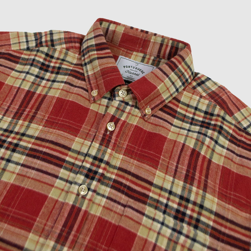 Portuguese Flannel Stinger Shirt - Brick / Ecru / Multi - Front Close Up