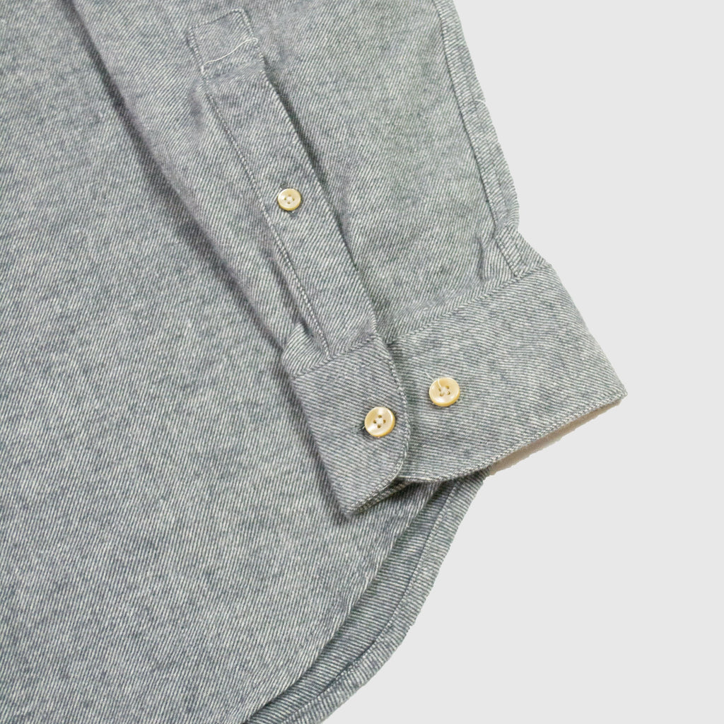 Portuguese Flannel Teca Shirt - Light Grey - Close Up