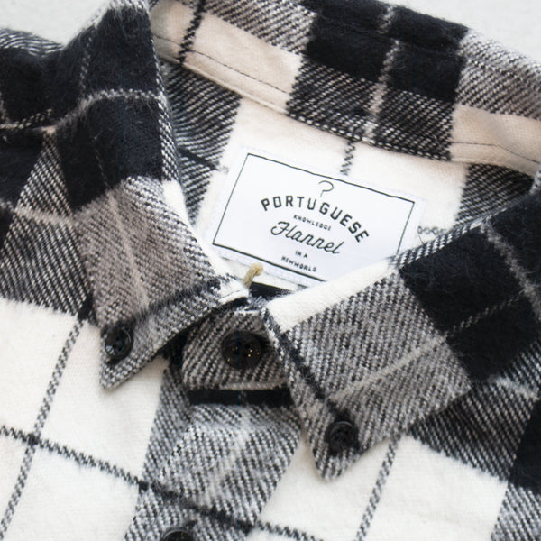 Portuguese Flannel LS Colorado Shirt - Black Collar Close Up
