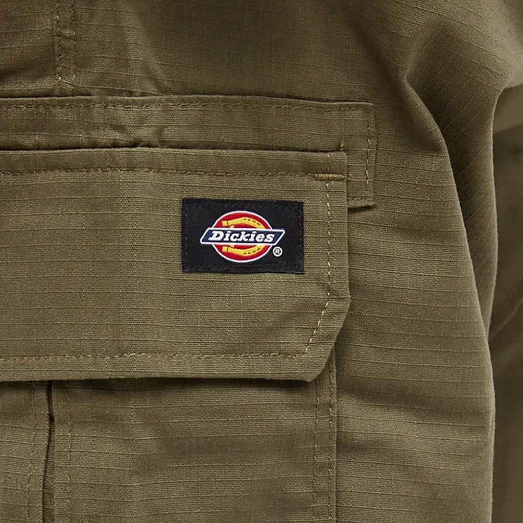Dickies Millerville Short - Military Green Badge