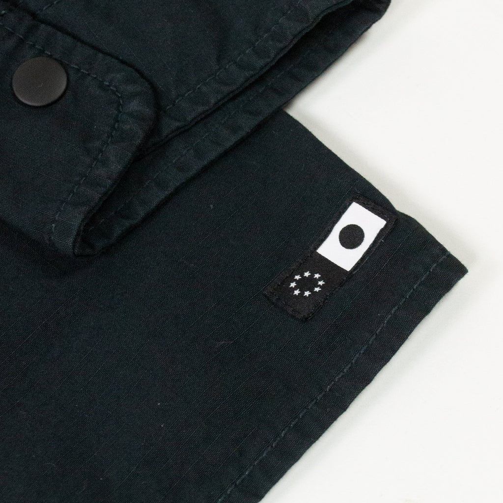 Edwin Big Shirt LS Rip Stop - Black Garment Dyed - Close Up