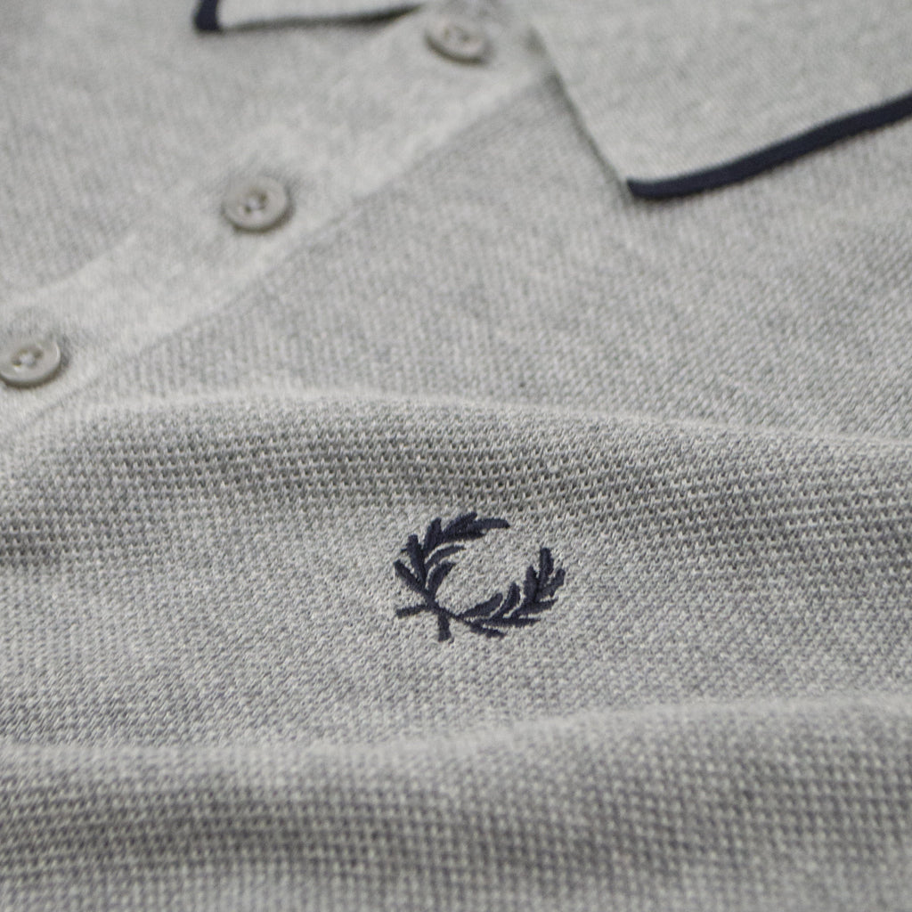 Fred Perry SS Tipped Knitted Shirt - 420 Steel Marl Laurel Wreath